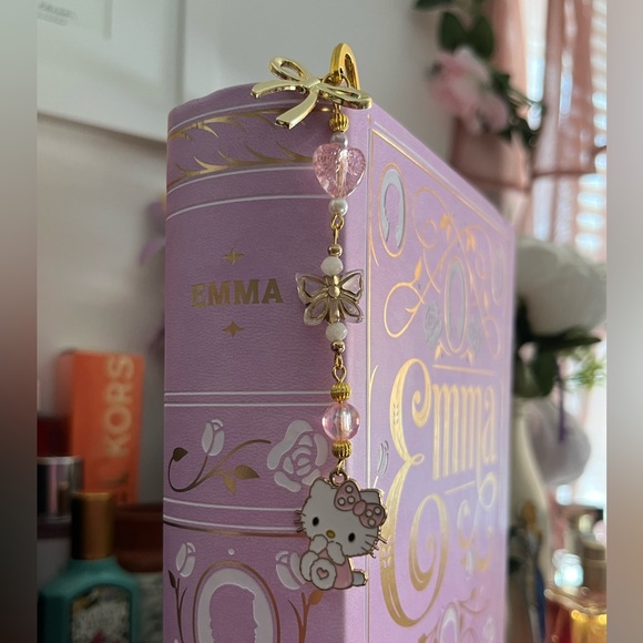 *2 for $20* Hello Kitty Gold and Pink Charm Beaded Bookmark - Picture 7 of 7